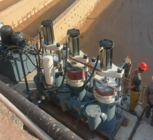 YBH500節能型大流量柱塞泥漿泵遠距離輸送現場